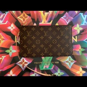 Louis Vuitton Neverfull MM Pouch- Brand new